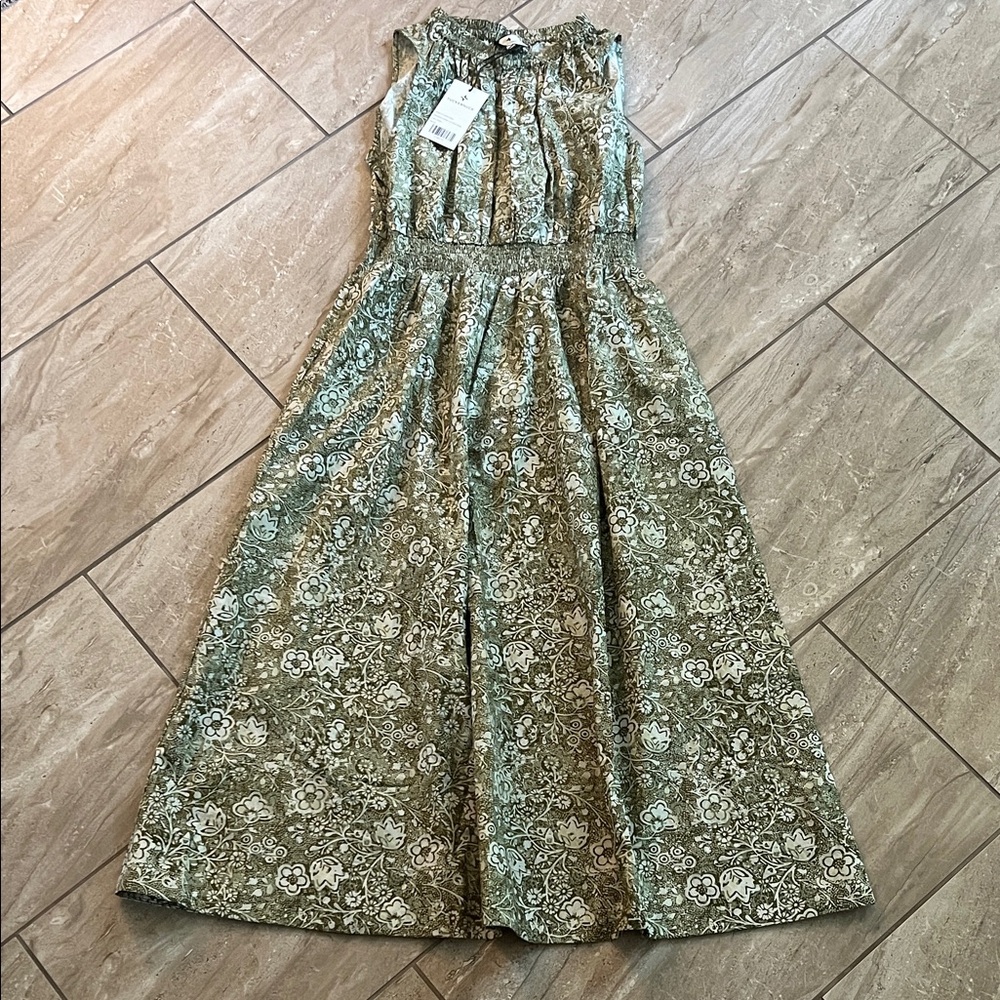 Tuckernuck Bergamot Floral Walker Midi Dress